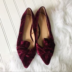 ✨SALE✨ Express Plum-Red Crush Velvet Bow Flats Sz 7